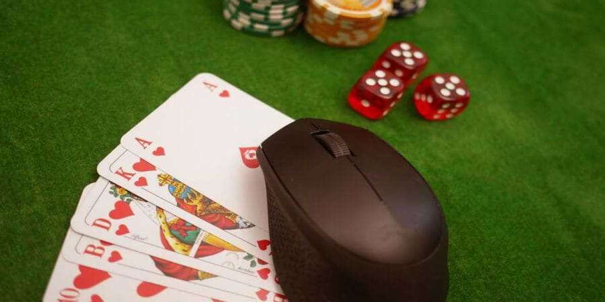 Mastering Online Baccarat: Tips & Tricks Revealed