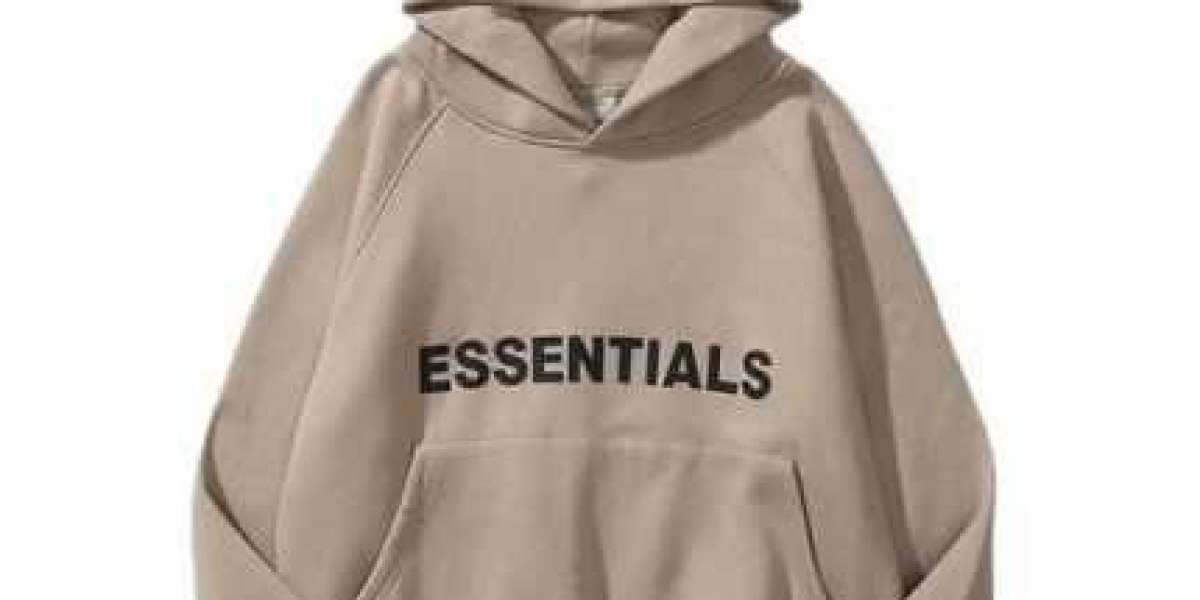 Essentials Hoodies: The Perfect Fusion of Comfort and Fashion